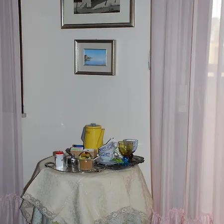 Alojamento de Acomodação e Pequeno-almoço Il Glicine Fiorito Lido di Venezia